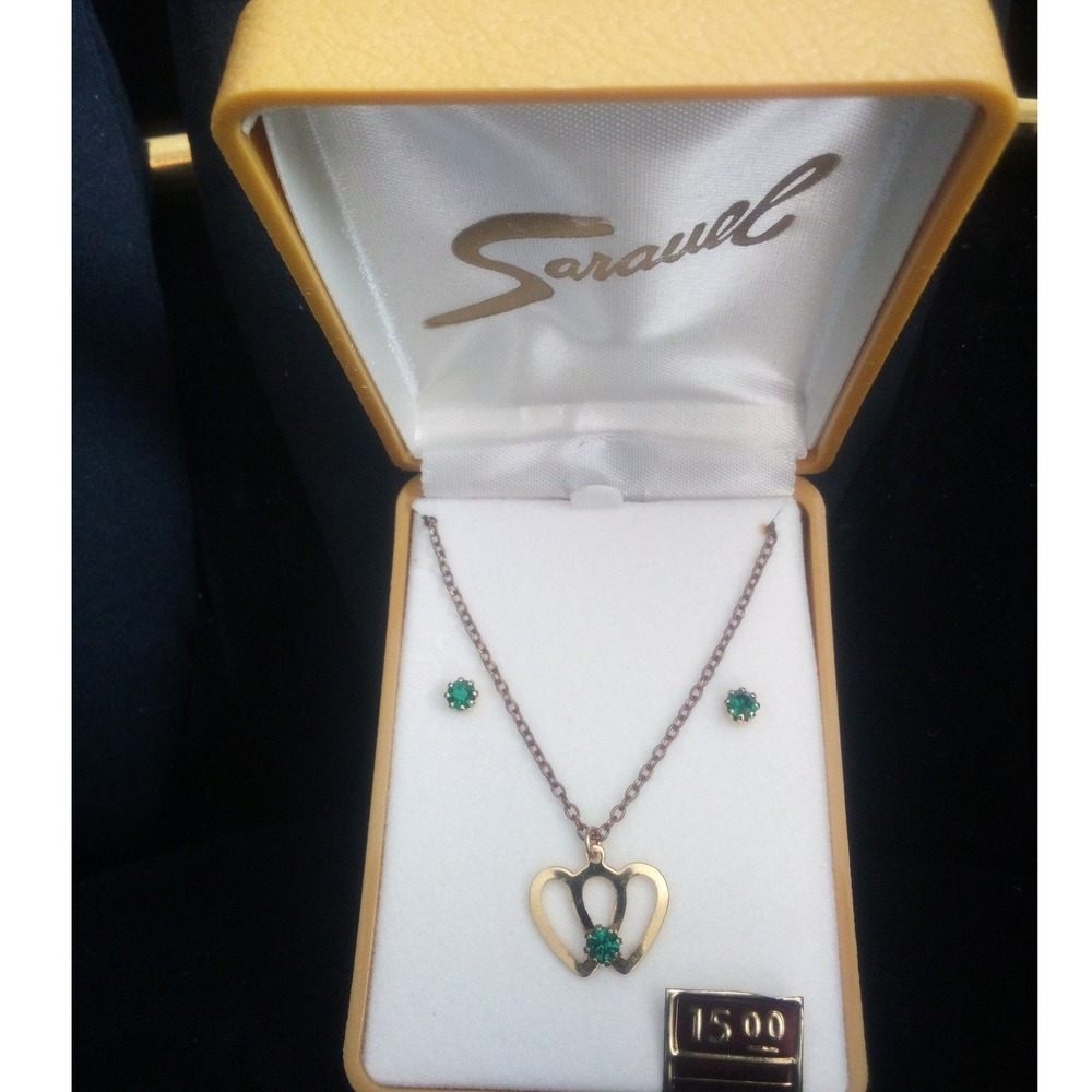 Sarauel Vintage Gold Tone Double Heart Necklace and Green‎ Crystal Earring Set